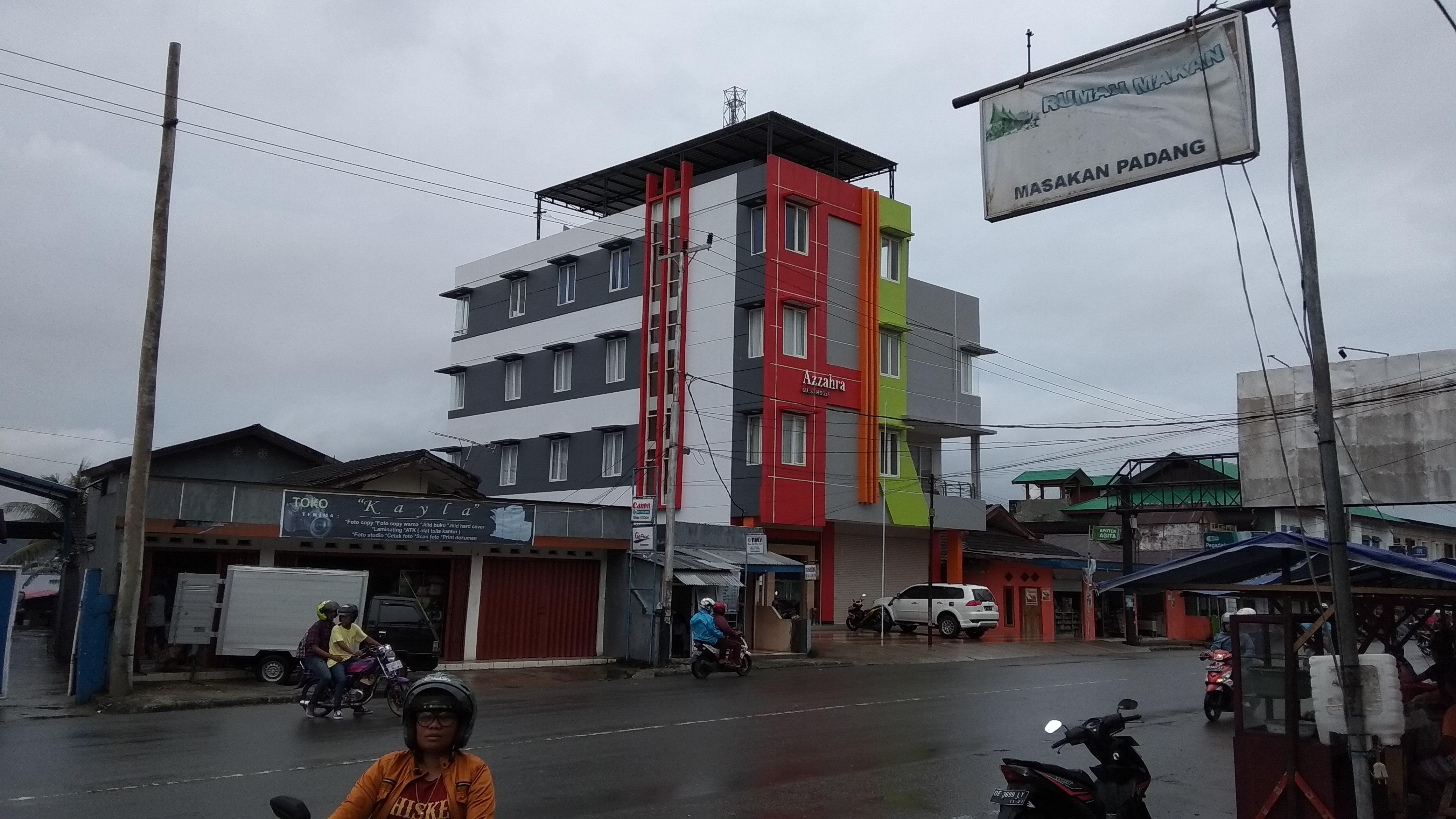Super Oyo 1006 Azzahra Guest House Syariah Ambon Exterior photo